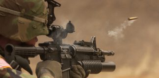 Británie navrhne na summitu G7 o Afghánistánu uvalení sankcí na Taliban